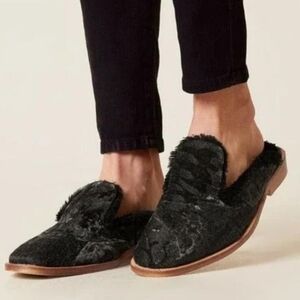 Free People Women Faux Fur Insulated lined Loafer Slip on shoes sz 37/6.5-7